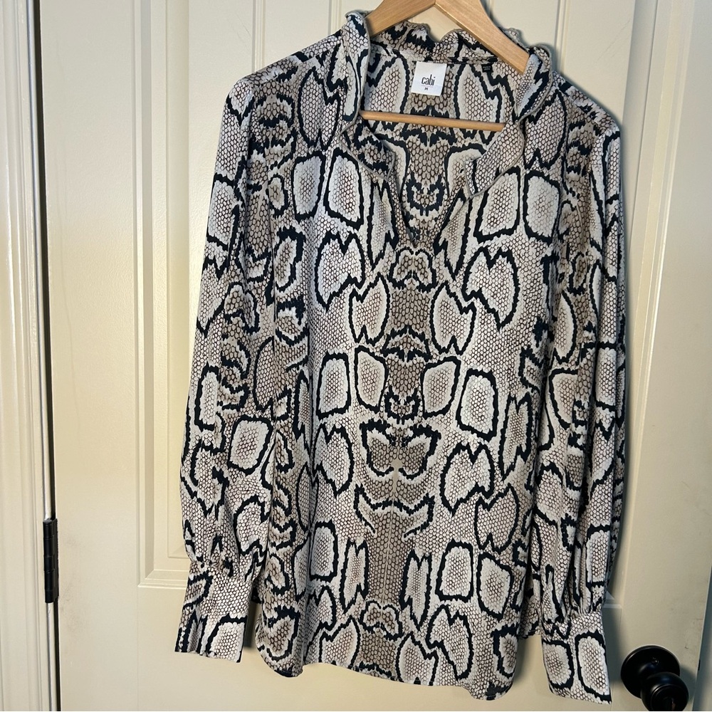 CAbi Women’s Blouse Serpentine Snake Print, Puff Long Sleeve, Size Medium